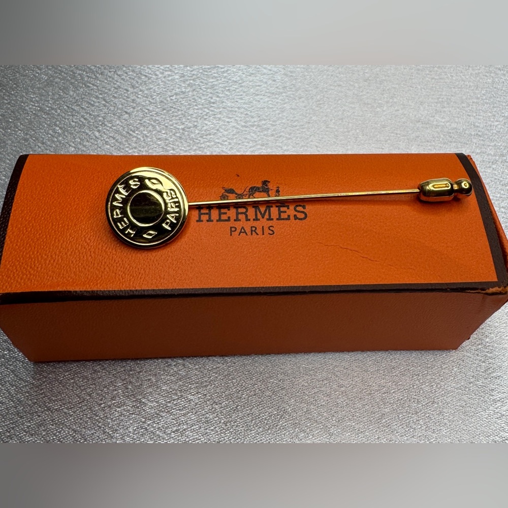 HERMES PARIS BIJOUTERIE FANTAISIE Pin Brooch Gold Brass